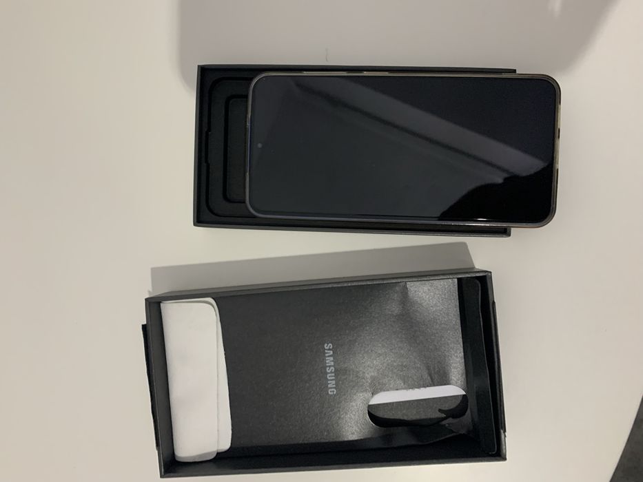Samsung  Galaxy S25/ 256 GB