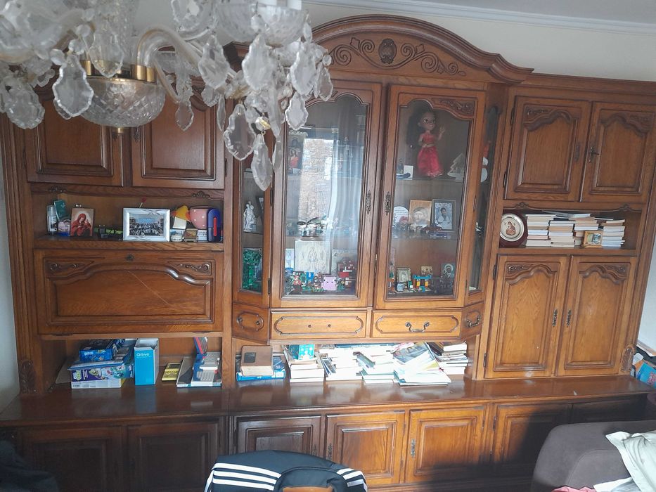 Vand mobila lemn masiv