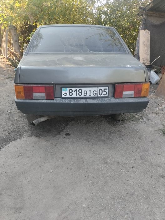 Продам машину на ходу