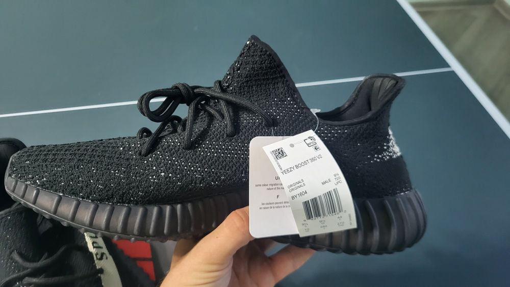 Yeezy 350 noi nouti