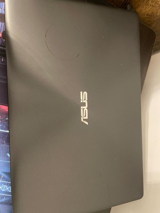 Laptop ASUS Vivobook