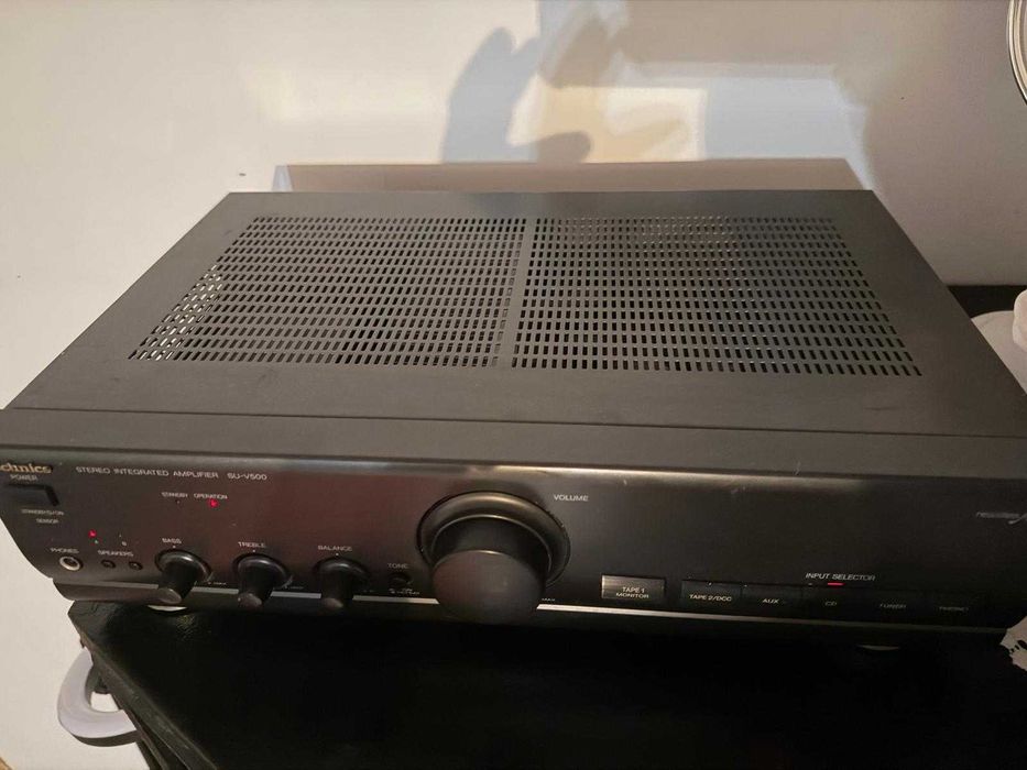 Усилвател Technics SU-V500