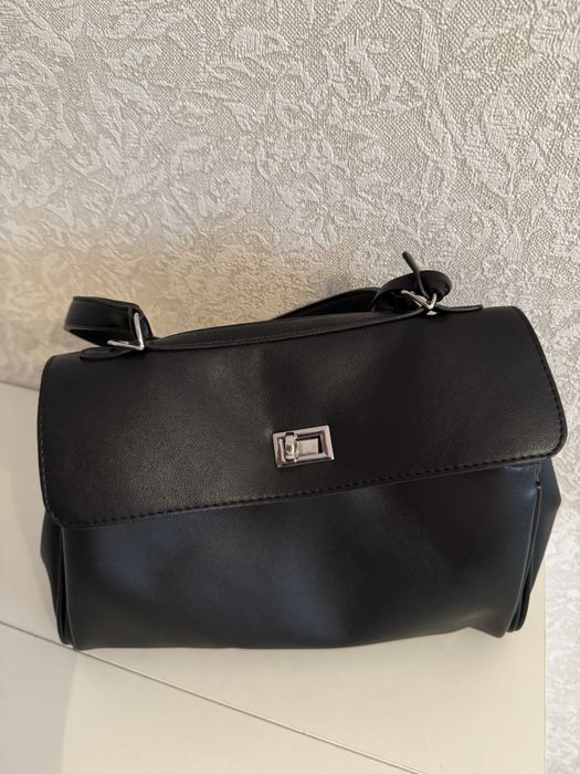 Продам сумку срочно