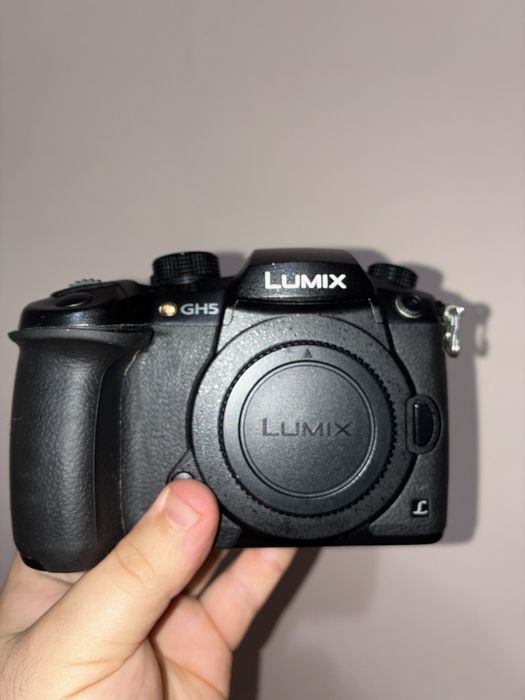 panasonic lumix gh5 - Camere foto Mirrorless oferte online | OLX.ro