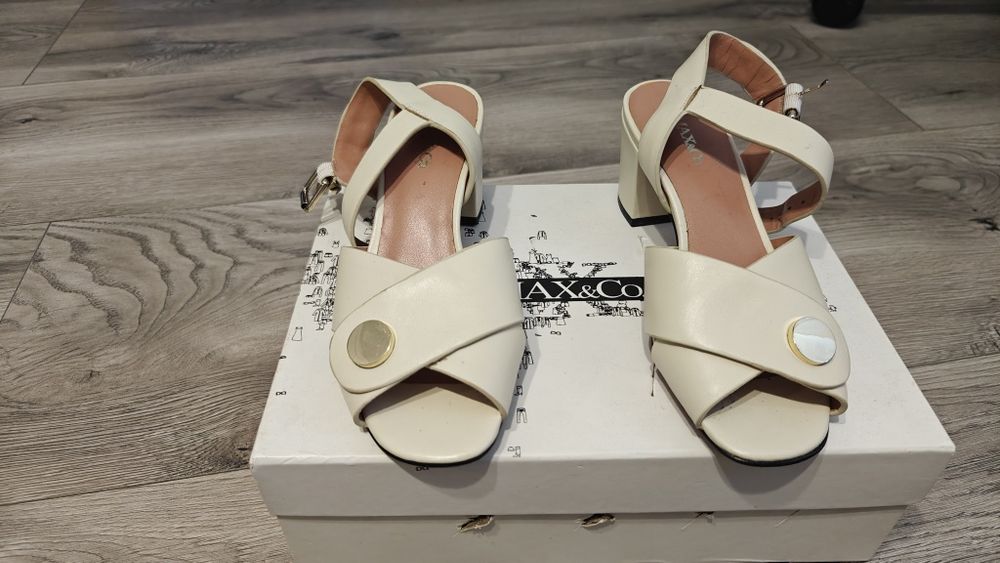 Sandale Max&Co - super elegante