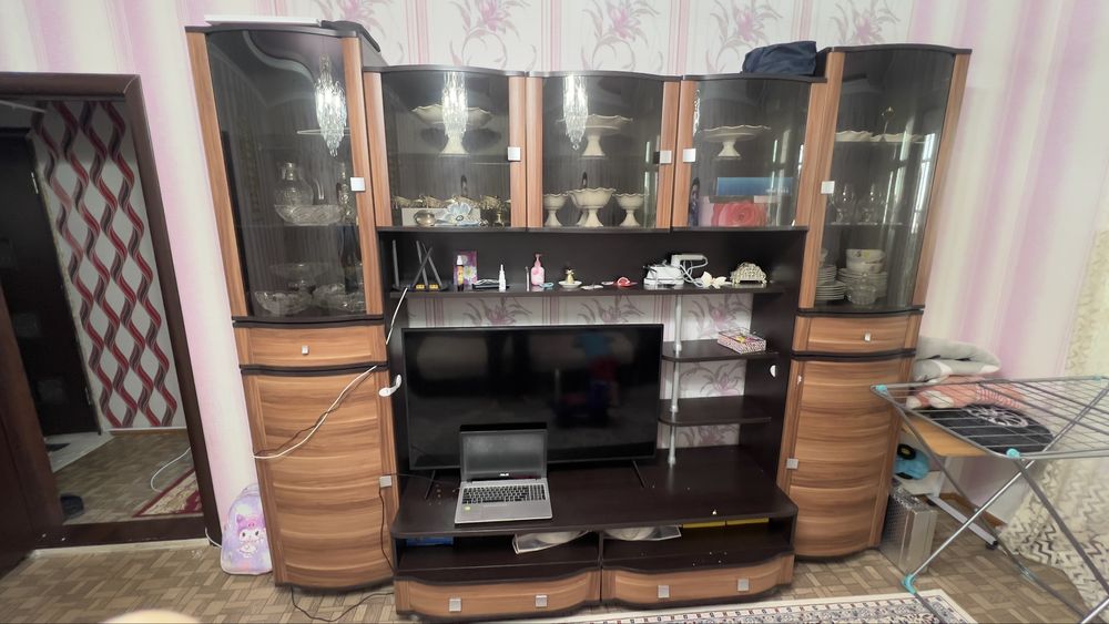 Продам стенку в отличном состоянии