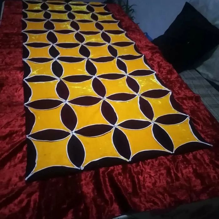 Жалаңаш ойын карталары батыл