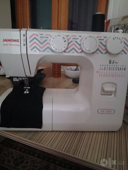 Швейная машинка janome