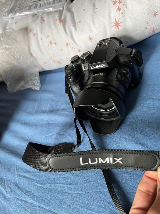Panasonic Lumix DMC-FZ330EBK Professionally