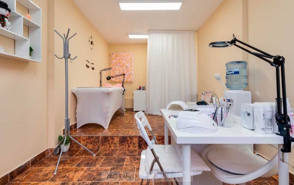 Оборудване за салон