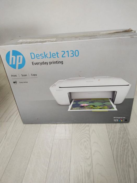 Принтер HP DeskJet 2130