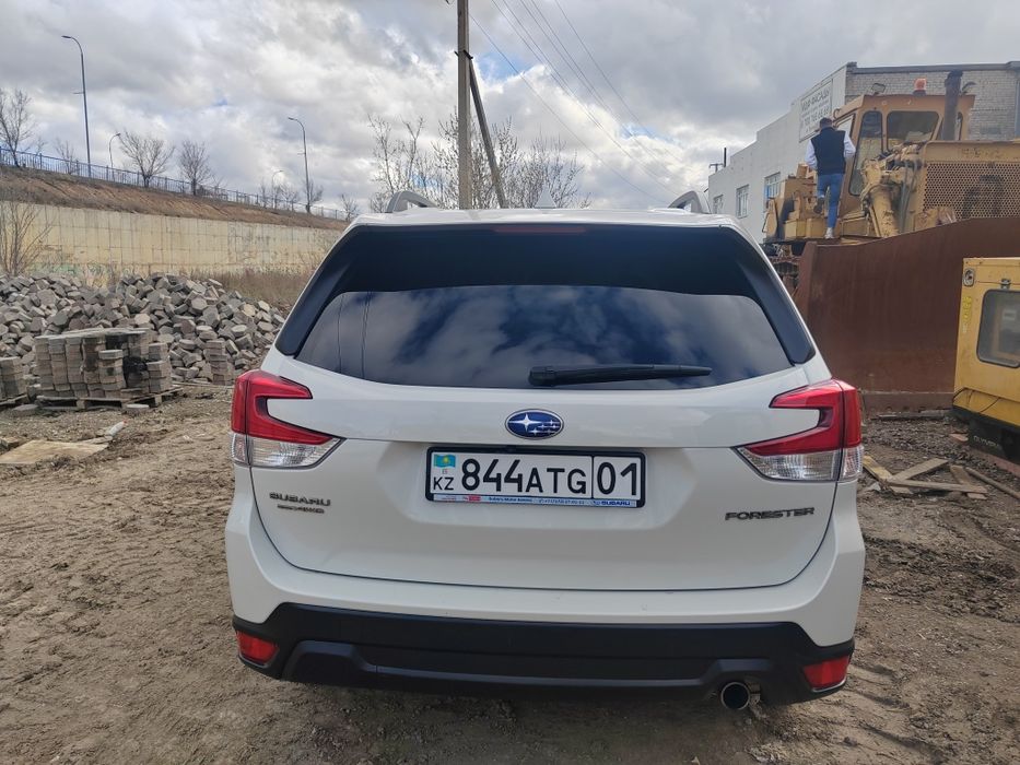 Субару Форестер продам