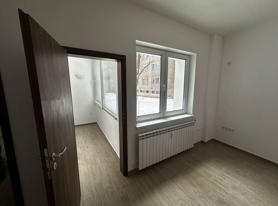 Дава се под наем Двустаен апартамент в София, Център - 41 кв.м за 900 € - Снимка #1