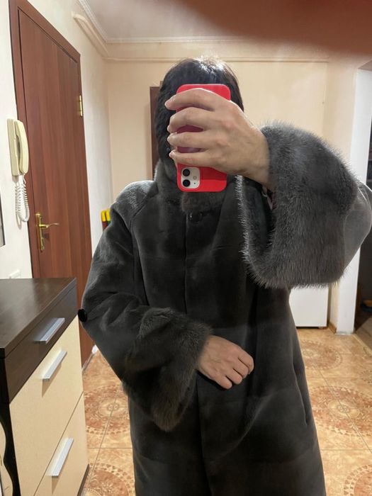 Продам шубу 48-50