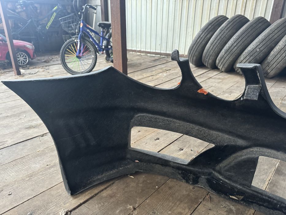 Продам Бампер от Мерседес 211