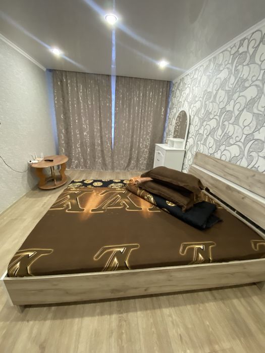 Сдаю по часам 2000