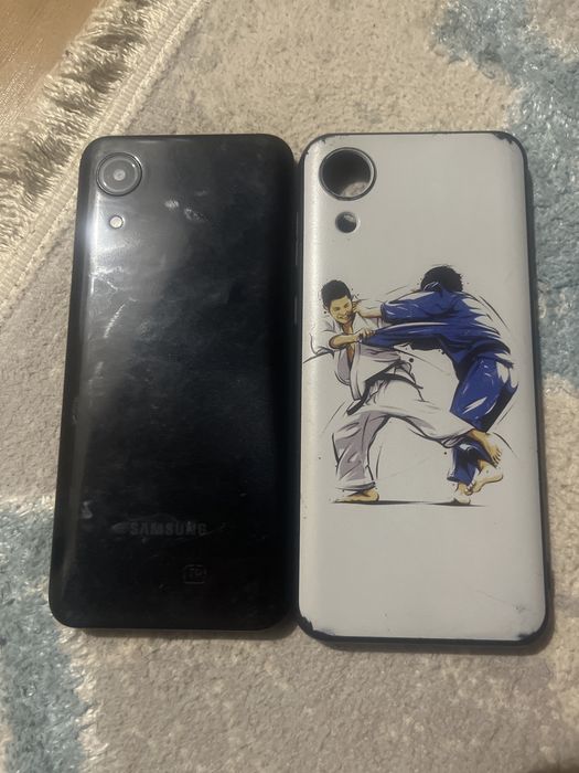 Самсунг телефон сатылады,