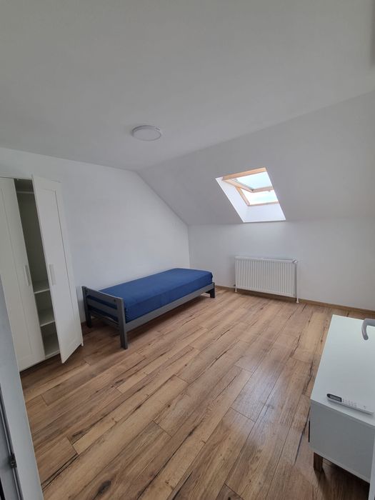 Garsonieră de închiriat