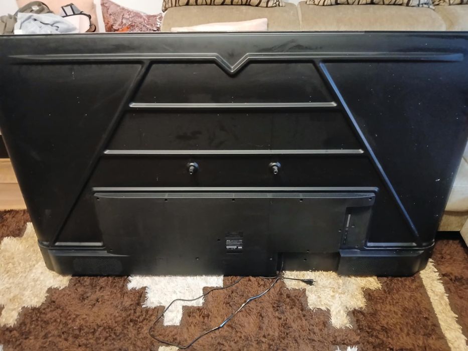 Vând TV Smart led NEI 189 cm