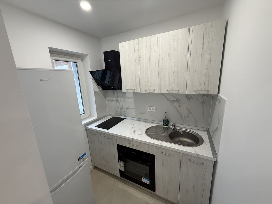 Garsoniera de vanzare