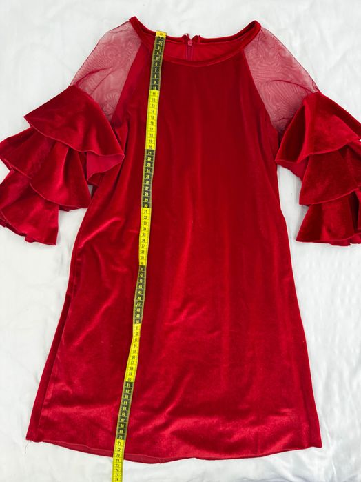 Платье нарядное для девочки, красный бархат