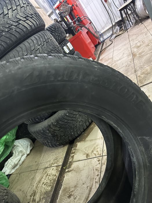 Продам резину без шипов протектор отличный