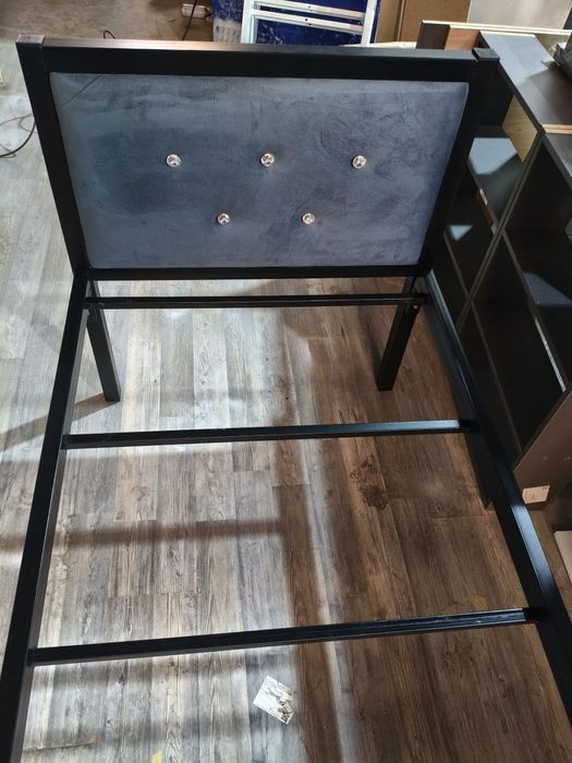 1 etajli kravat/кровать