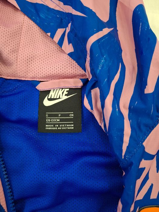 Детско яке за момиче Nike,оригинално,размер 128-137 см,лилаво