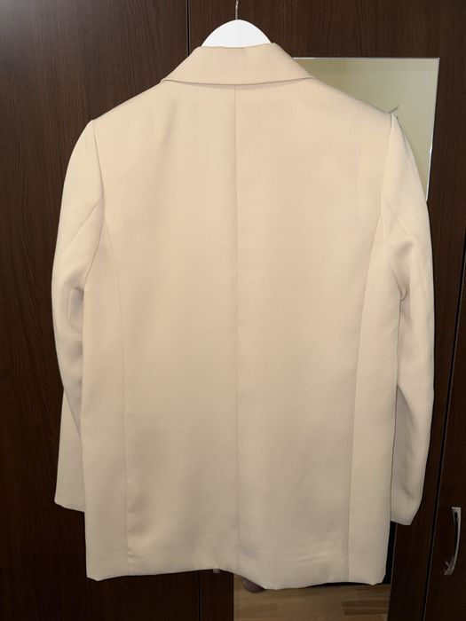 Сако H&M с етикет