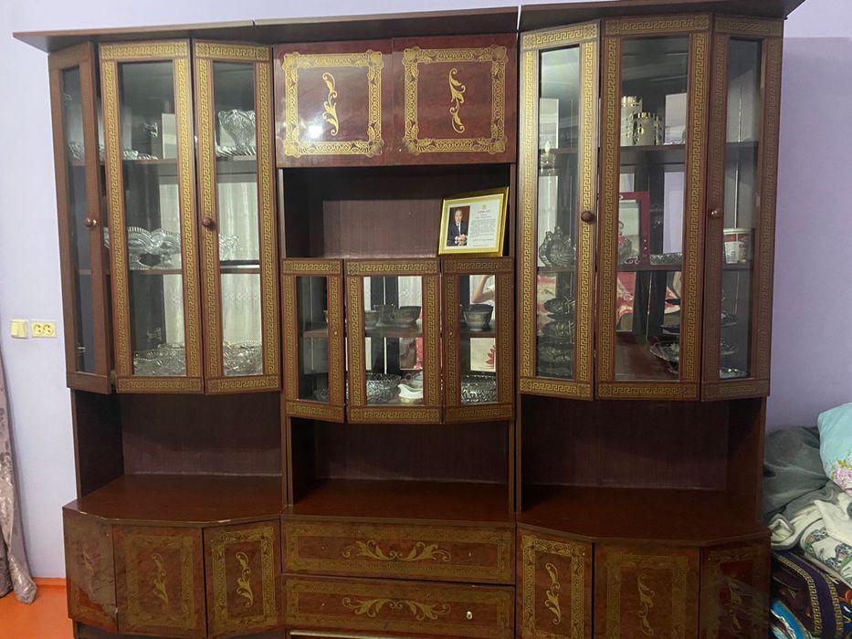 Стенка, қонақ бөлмеге арналған жиһаз