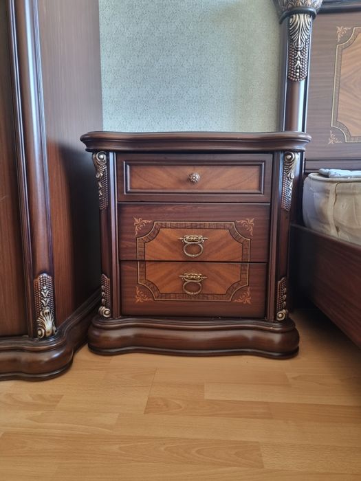 Спальный гарнитур