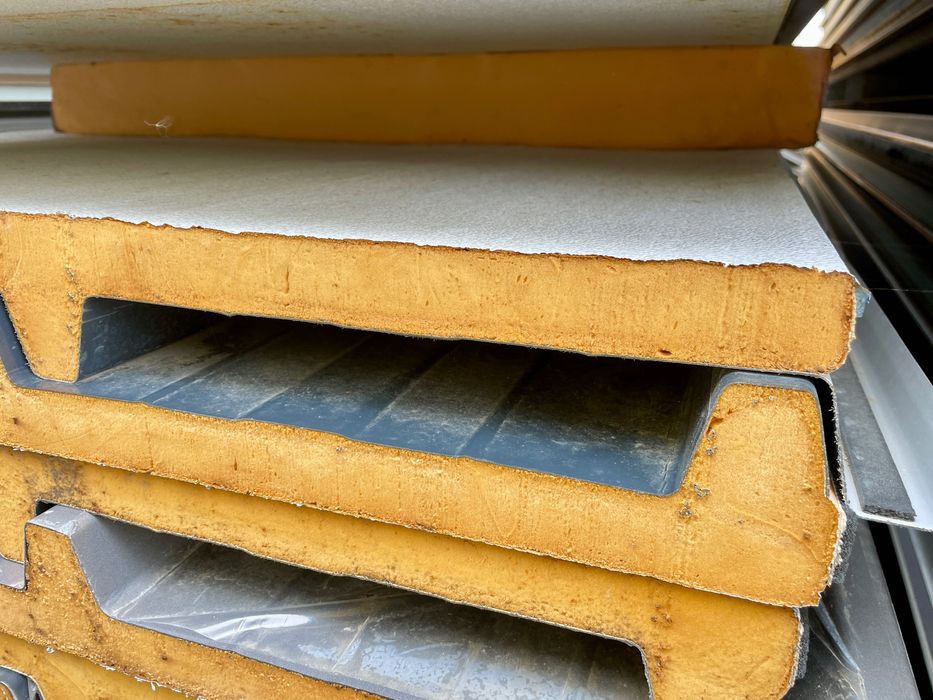 Oferta Acoperis Panou Sandwich de 3cm cu folie la 5m, Depozit Aiud