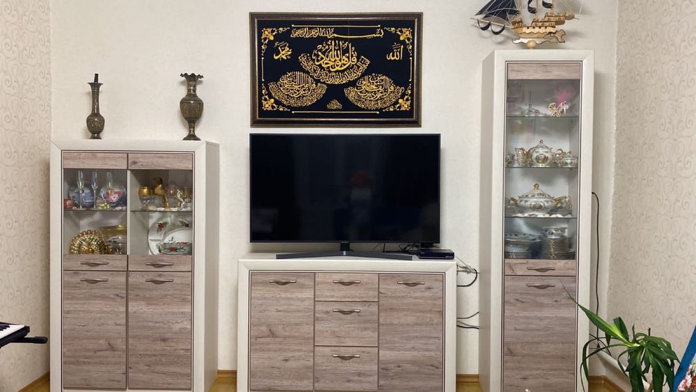 Продам Стенку -горку