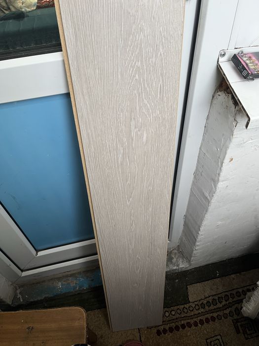 продам ламинат  б/у срочно