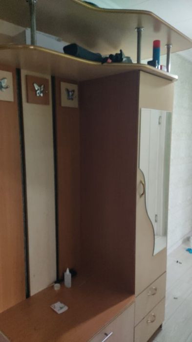 Продам прихожую за 20000