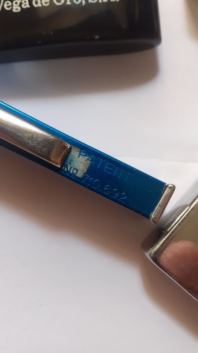 Лот от четири стари запалки