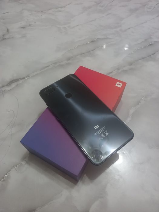Mi 8 lite sotiladi