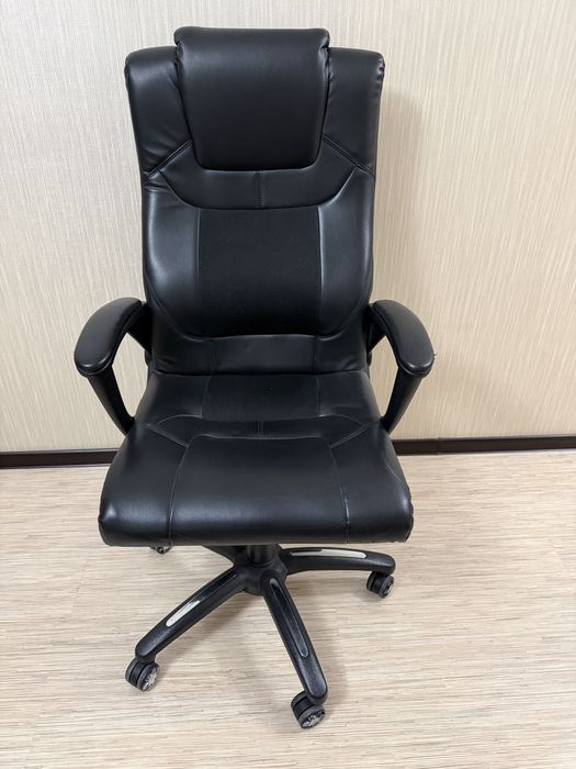Кресло руководителя Zeta б/у