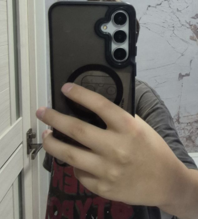 Samsung s24 fe 8/256