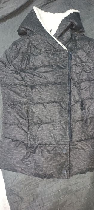 Geacă gri damă cu blăniță albă