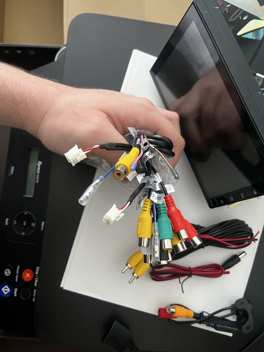 TOYOTA COROLLA VERSO - 2004/2007 - Мултимедия/Навигация - R3+9122