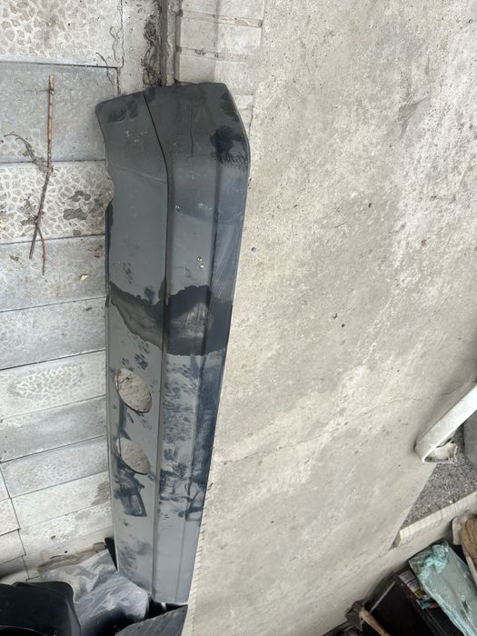 Задний бампер Мерседес 190 w201