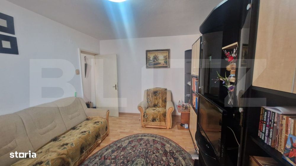 Apartament cu 3 camere Astra, etaj 1, beci, decomandat