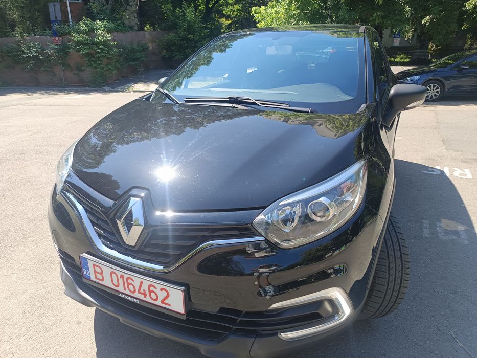 RENAULT Captur 2017