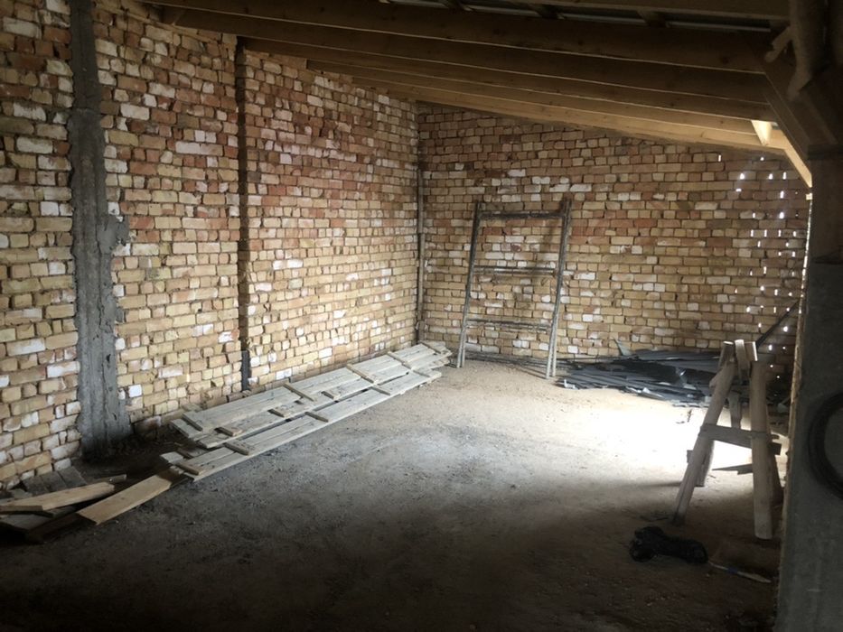 40-лет победа Тузель пост чинар махаля  коробка 750кв  4 уровня 5 сотк