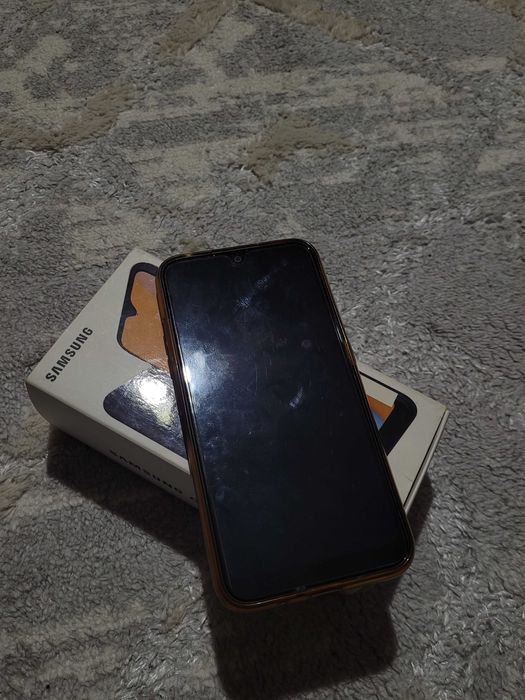 Продам телефон Samsung