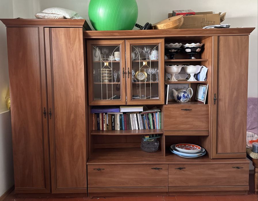 Продам шкаф в хорошем состоянии