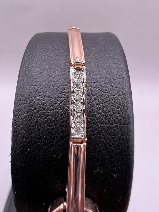 Продам золотой браслет.