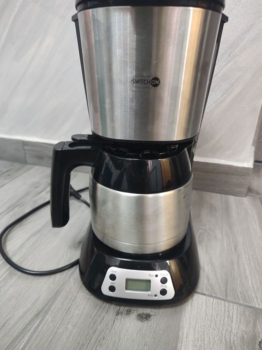 Cafetiera noua neutilizată