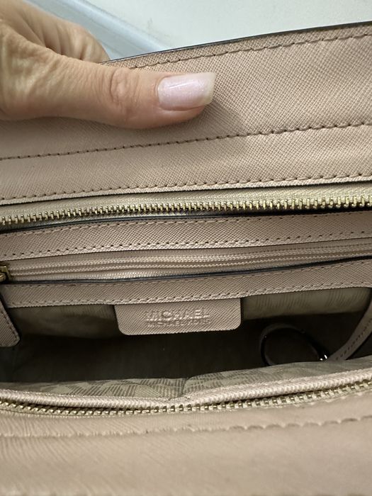 Дамска чанта Michael Kors